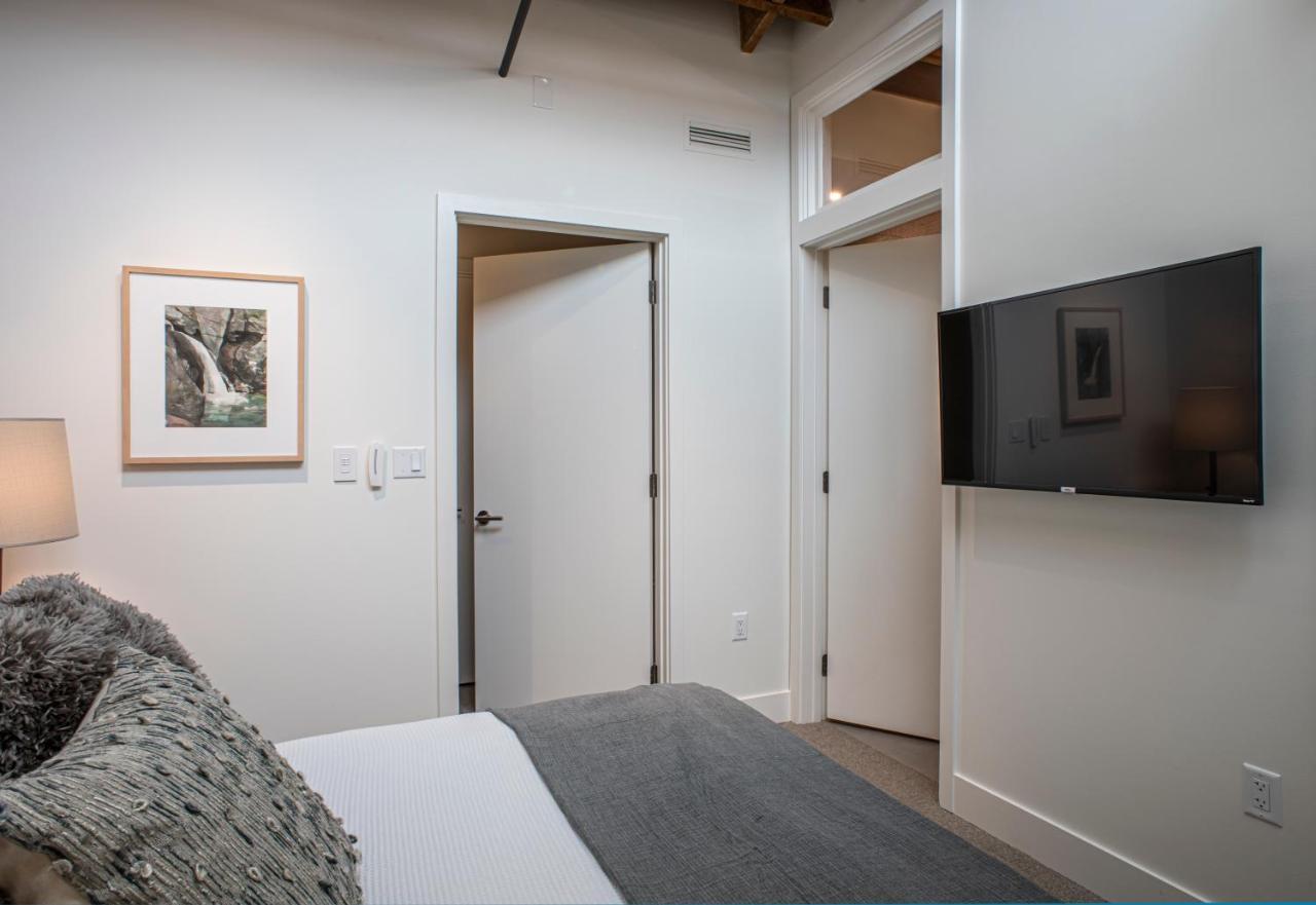 אשוויל Elevation Lofts Hotel מראה חיצוני תמונה